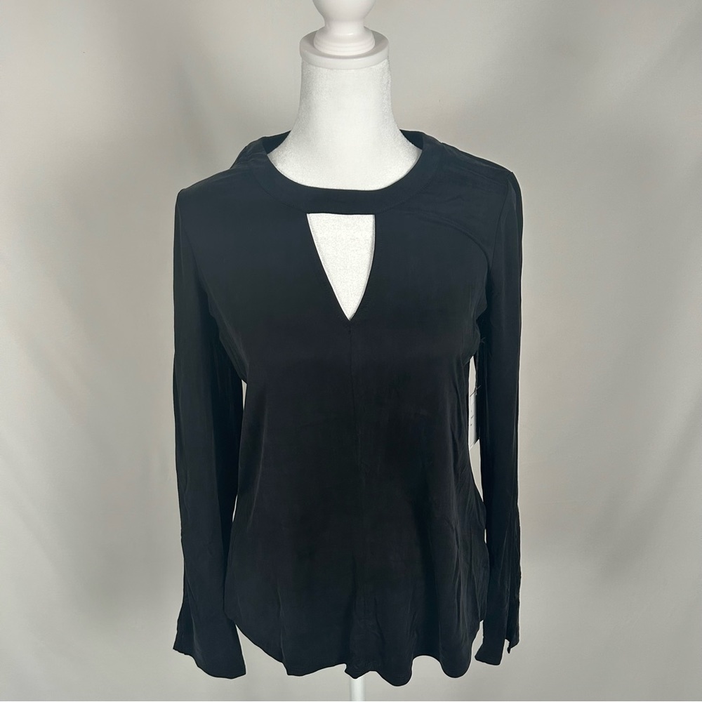 New! Ecru Black Stretch Long Sleeve Blouse